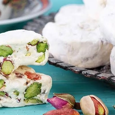 What Are the Famous Sweets of Isfahan?