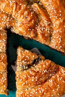 Quick Recipe for Delicious and Crispy Turkish Chicken Börek