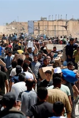 Israel Announces Limited Gaza Aid Pauses amid Global Outcry
