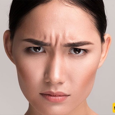 4 Amazing Home Methods to Eliminate Frown Lines