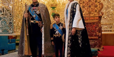A Look at Farah Pahlavi’s Luxury Jewelry and Gem-Encrusted Wardrobe: Public Funds Turned into Personal Display + Photos