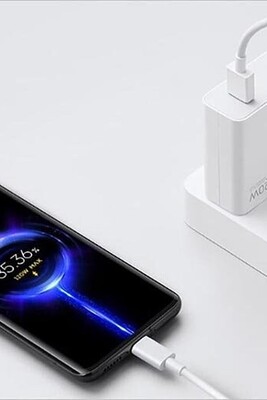 Xiaomi Reveals the Fastest Charger on the Planet! ⚡