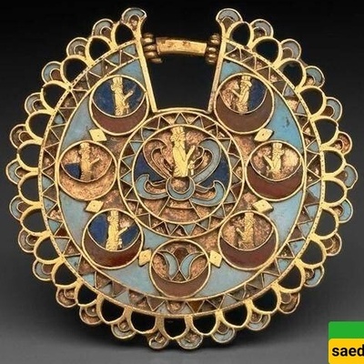 Luxurious Achaemenid Jewelry Adorned with Royal and Ahura Mazda Motifs and Gemstones at the Museum of Fine Arts, Boston