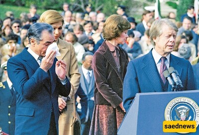 Photo | Jimmy Carter’s Adorable Grandchild in Farah Pahlavi’s Arms at the White House