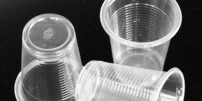 A Creative Twist: Make a Stylish, Beautiful Vase Using Just a Disposable Cup + Video Tutorial