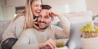 Is It Better to Marry a Working Woman or a Homemaker?