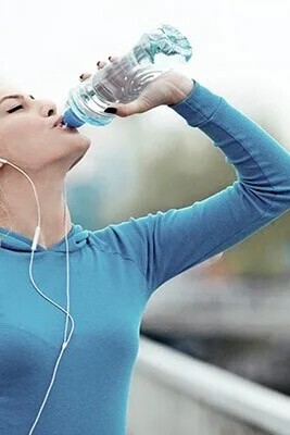 How Many Glasses of Water Should We Drink Daily?
