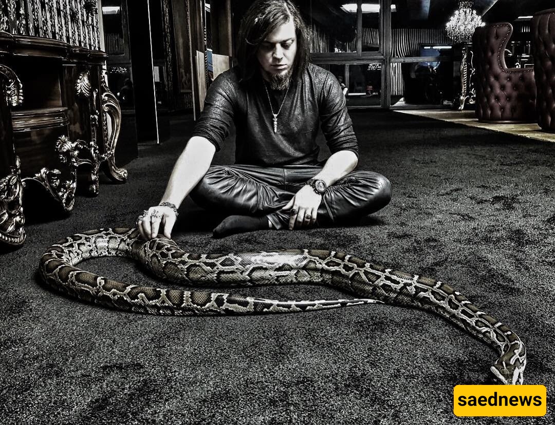 The Terrifying Tale of Iranian Sorcerer Aref Ghafouri Bitten by His Pet Cobra + Photos