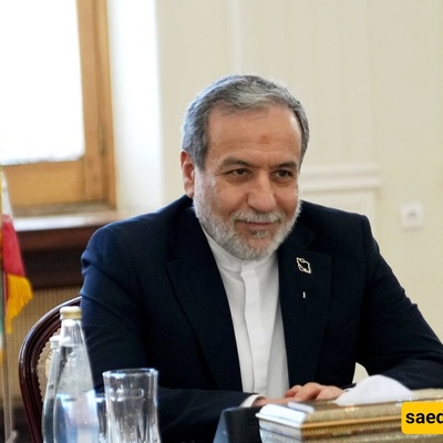 Araghchi Emphasizes Continued Dialogue and Cooperation with Neighboring Countries