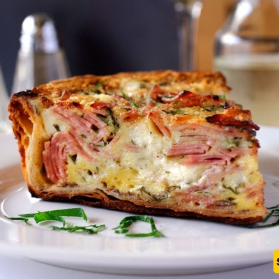 How to Make Meat Cake: A Delicious Blend of Savory Meat and Soft Bread Texture