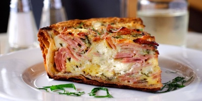 How to Make Meat Cake: A Delicious Blend of Savory Meat and Soft Bread Texture