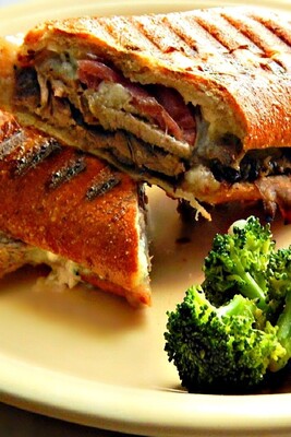 How to Make the Ultimate Beef and Mushroom Panini: A Mouthwatering Delight