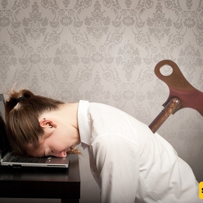 Why Are We Always Tired Even When We Sleep Well? / 5 Simple But Effective Reasons