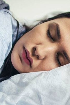 Can Sleeping With Wet Hair Damage Your Hair?