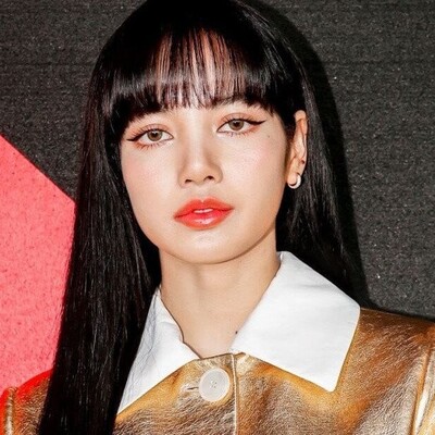 'Blackpink' Lisa Still Struggles With Self Expression?