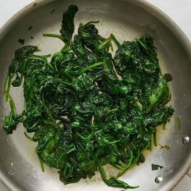 Why Do Some Vegetables Lose Their Color After Cooking?