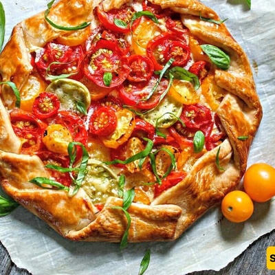 How to Make Tomato Galette Pizza: A Unique and Delicious Flavor / Join Us for Tonight’s Dinner — You Won’t Regret It! + Photos