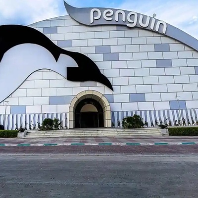 You won’t believe there’s a real snow playground under the palm trees! — Penguin Snow Park turns tropical Kish into a year-round winter wonderland!