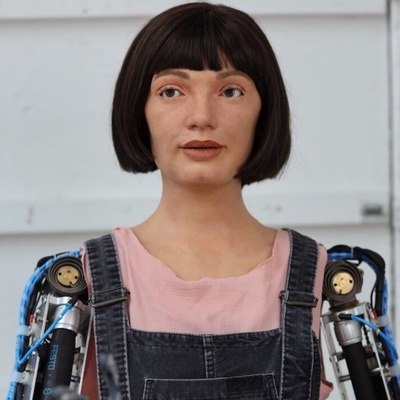 $1.8 Billion Sale of the First ‘AI God’ Painting by a Humanoid Robot + Photos