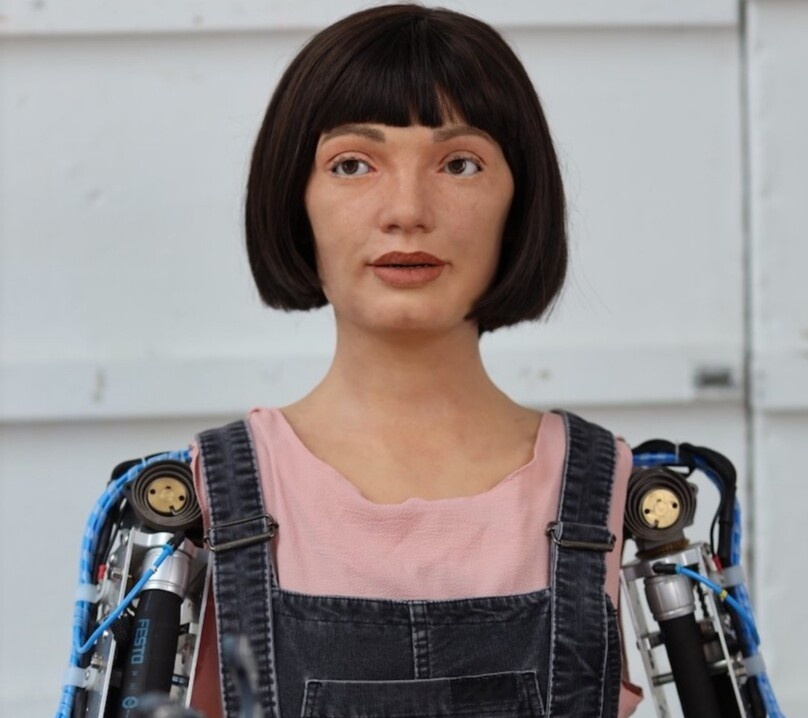 $1.8 Billion Sale of the First ‘AI God’ Painting by a Humanoid Robot + Photos