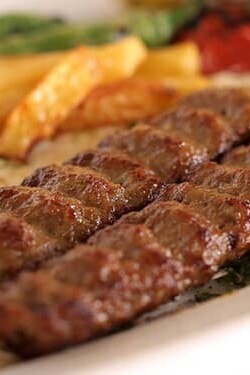 Delicious Kebabs / How to Make Traditional Iranian Kebab Koobideh at Home in a Restaurant Style; The Same Kebab You Spend a Lot on Outside, We've Shared the Secret of Cooking It Here + Video