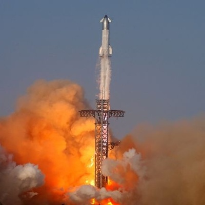 SpaceX Starship blows up in latest mission failure!