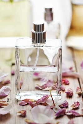 Best Hair Perfume: A Complete Guide to Choosing, Lasting Fragrance, and Proper Use