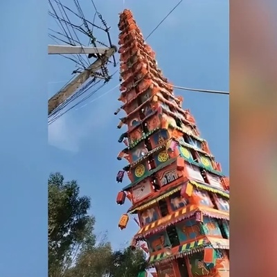 Watch: The Terrifying Moment of a 30-Meter Temple Chariot Collapsing on People