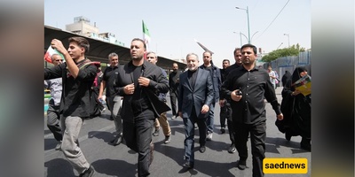 Symbolism on Display: Iran’s Flag, a Diplomat, and a Soldier Capture a Moment of Unity