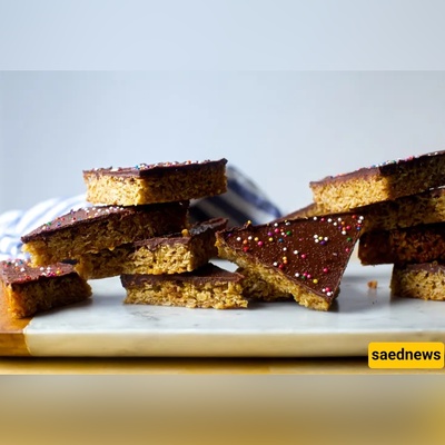 I Made British Flapjacks — 4 Ingredients, School-Snack Perfection (Yes, I Added Chocolate)