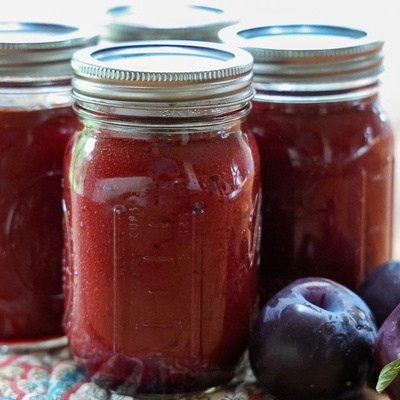 How to Make Thick, 100% Natural Plum Paste at Home