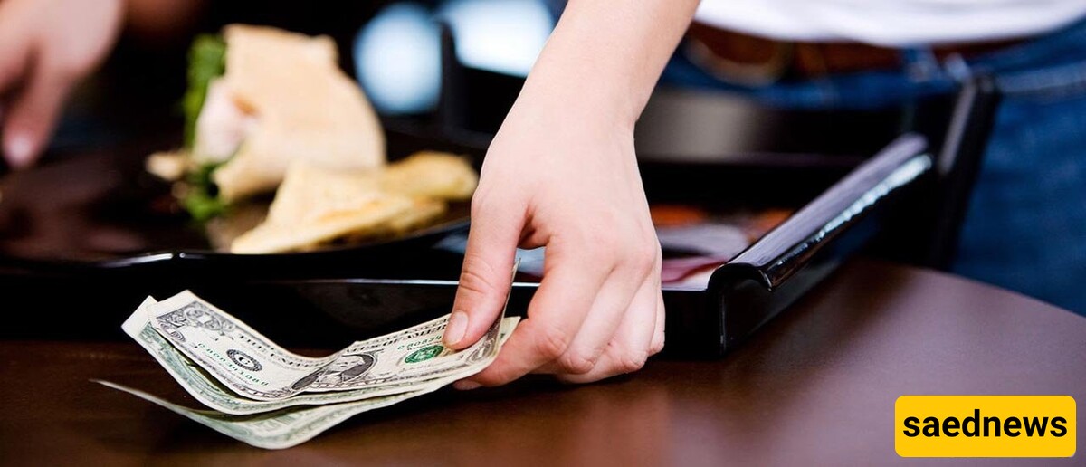 How Is the Tradition of Tipping Practiced in Different Countries?