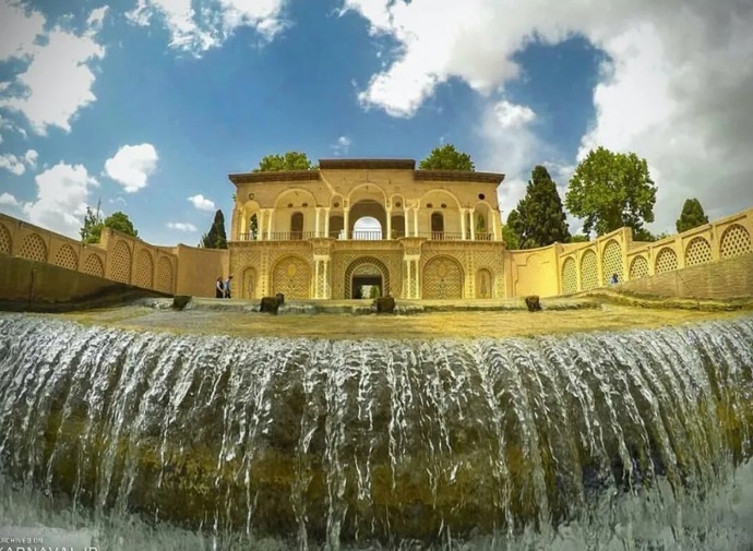 Shazdeh Mahan Garden
