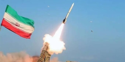 IRGC Missile Strikes Target US Aircraft Carrier and Destroyer