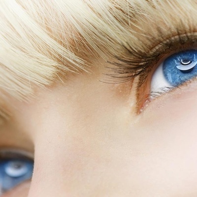 How to Reduce Eye Puffiness Caused by Crying