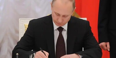 Putin Signs Law on Comprehensive Strategic Treaty with Iran...