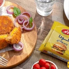 Uses of Sliced Cheese in Iranian Cuisine