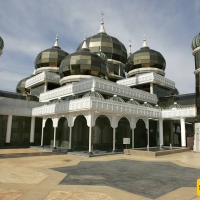 Where Is the Crystal Mosque? + Everything You Need to Know Before You Go