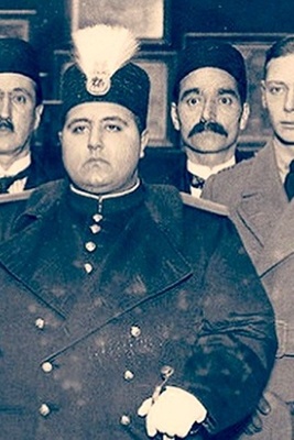 A Rarely Seen Image of Ahmad Shah Qajar in English Gentleman’s Attire / Ahmad Shah’s Western Style That Makes It Hard to Tell He’s Iranian
