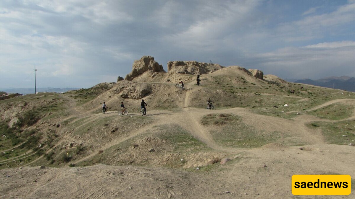 This Castle In Marand Dates Back To 6000 Years!