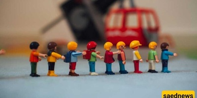 What Are Children Looking For When They Line Up Their Toys?