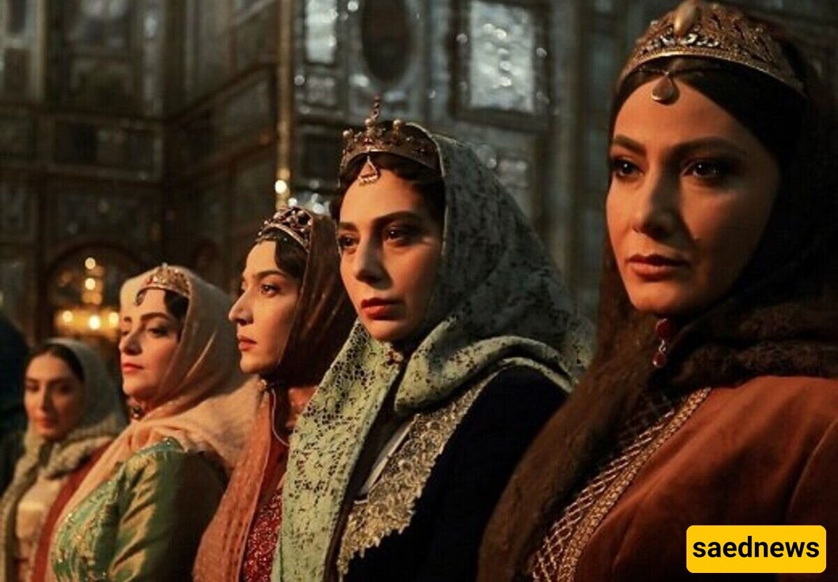 History Highlights / The Street-Style Blogging Looks of Naser al-Din Shah’s Daughters and Women at Golestan Palace 😂
