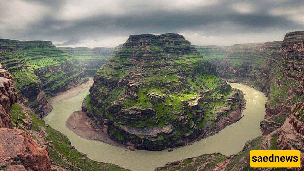 Introducing the stunning Khazineh Valley in Lorestan