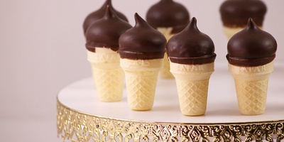 How to Make a Delicious Winter Ice Cream at Home