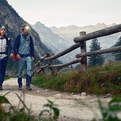 How to Choose the Right Clothes for Long Walks