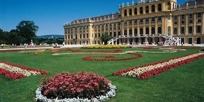 Where Is Schönbrunn Palace in Austria? Introduction and Visitor’s Guide