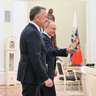 Covert Mission? U.S. Special Envoy’s Visit to Moscow Amid Rising Tensions