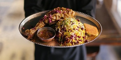 How to Prepare Elegant Persian Chicken with Rice (Chelow Morgh Majlesi)