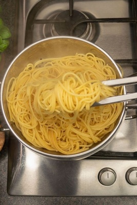 How Long to Boil Pasta for the Perfect Firm, Non-Mushy Texture