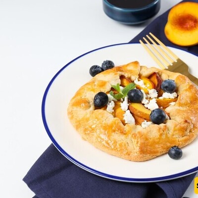 Golden Nectar: Mastering the Art of a Delectable Nectarine Galette